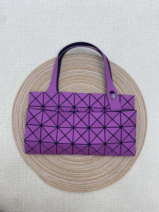 Issey Miyake Tote Bag with geometric design Black 01A