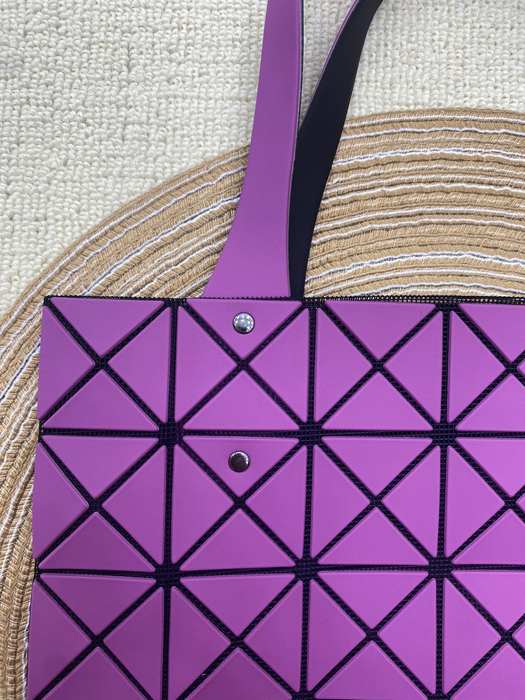 Issey Miyake Tote Bag with geometric design Black 01A