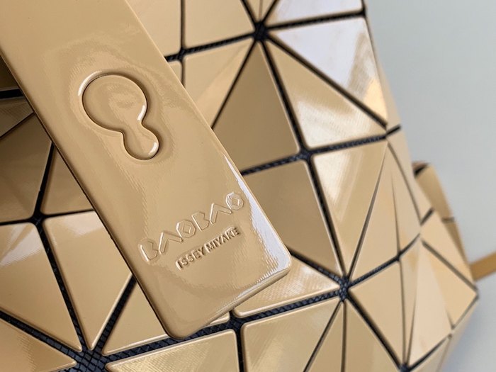 Issey Miyake Tote Bag with geometric design and glossy finish Tan 01A