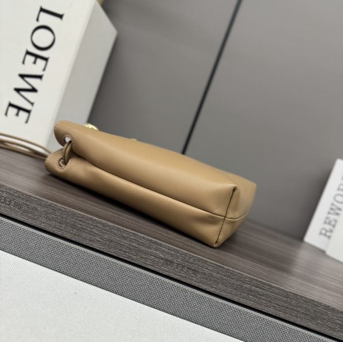 Yupoo,2026,Bag,Original, quality,Loewe