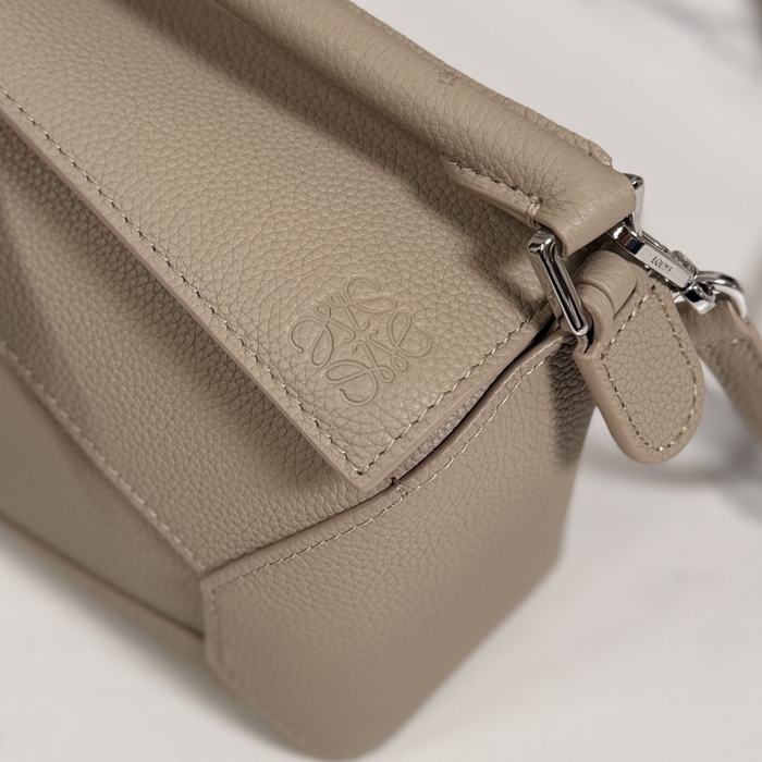 Yupoo,2026,Bag,Original, quality,Loewe