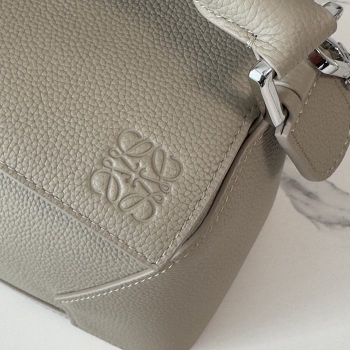 Yupoo,2026,Bag,Original, quality,Loewe