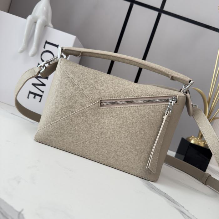 Yupoo,2026,Bag,Original, quality,Loewe