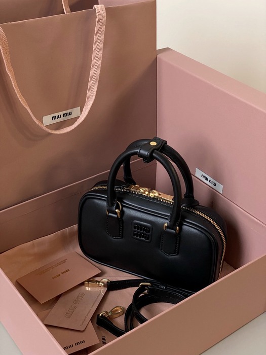 Miu-Miu,Bag，Latest styles,2026，yupoo，Original, quality