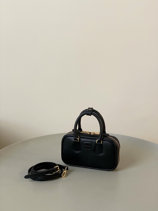 Miu-Miu,Bag，Latest styles,2026，yupoo，Original, quality