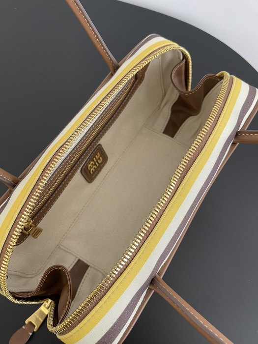 Miu-Miu,Bag，Latest styles,2026，yupoo，Original, quality