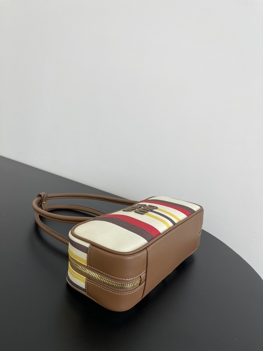 Miu-Miu,Bag，Latest styles,2026，yupoo，Original, quality