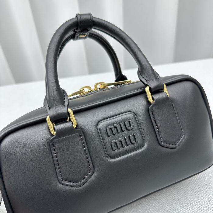 Miu-Miu,Bag，Latest styles,2026，yupoo，Original, quality