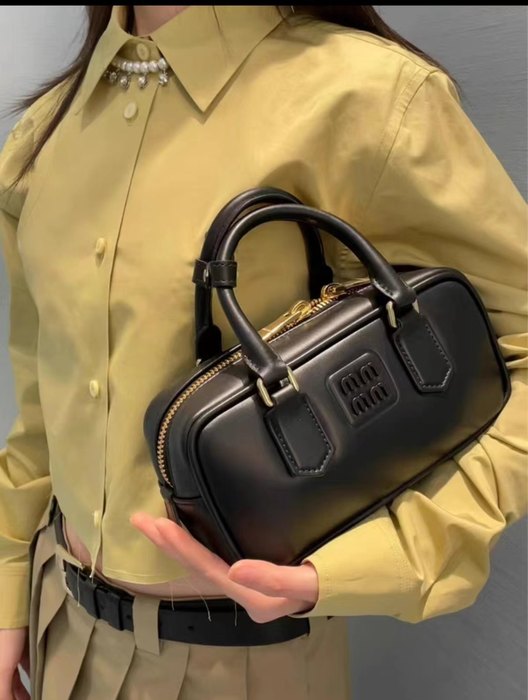 Miu-Miu,Bag，Latest styles,2026，yupoo，Original, quality