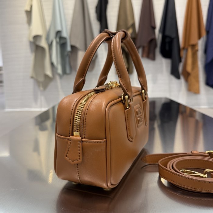 Miu-Miu,Bag，Latest styles,2026，yupoo，Original, quality