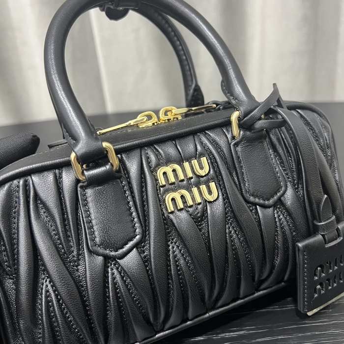 Miu-Miu,Bag，Latest styles,2026，yupoo，Original, quality
