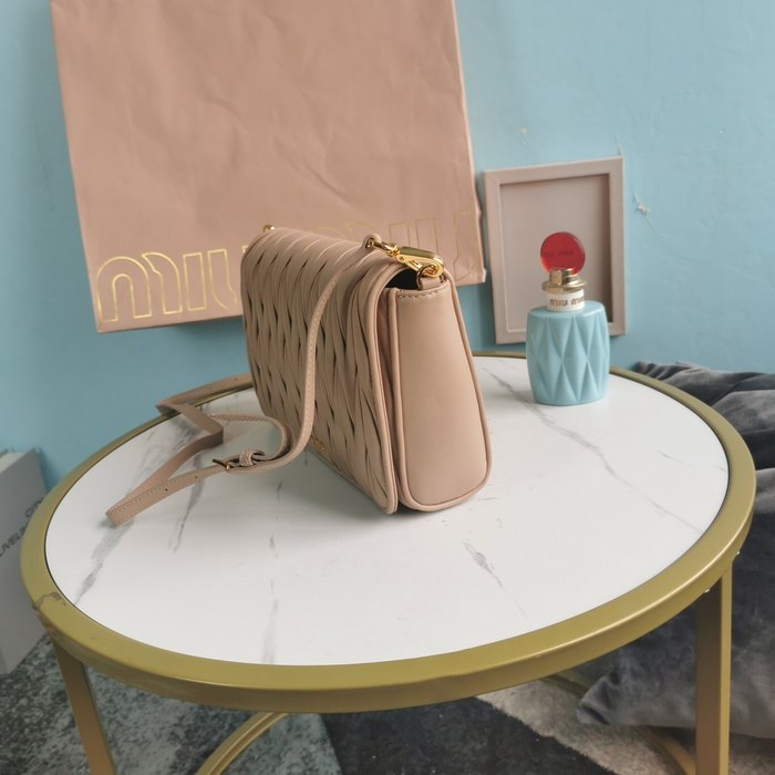 Miu-Miu,Bag，Latest styles,2026，yupoo，Original, quality