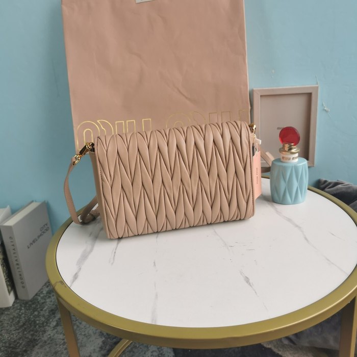 Miu-Miu,Bag，Latest styles,2026，yupoo，Original, quality