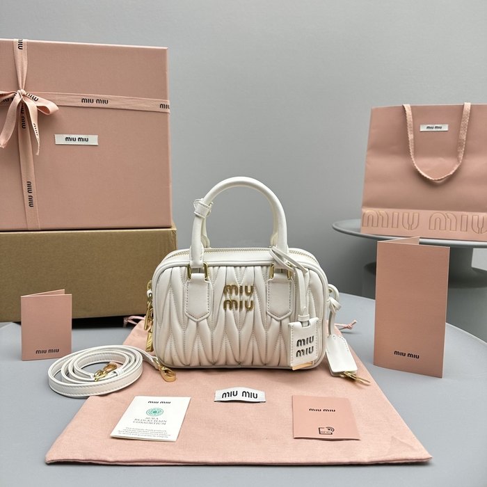 Miu-Miu,Bag，Latest styles,2026，yupoo，Original, quality