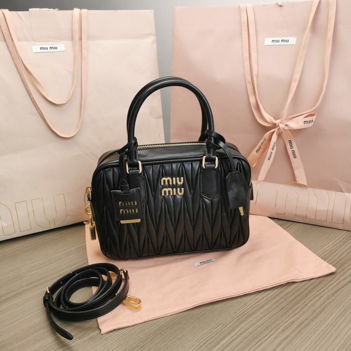 Miu-Miu,Bag，Latest styles,2026，yupoo，Original, quality