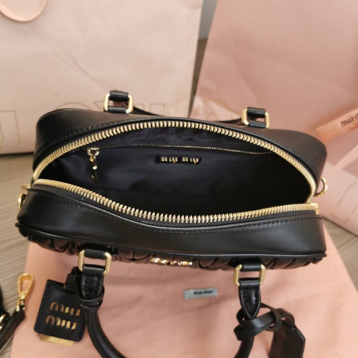 Miu-Miu,Bag，Latest styles,2026，yupoo，Original, quality