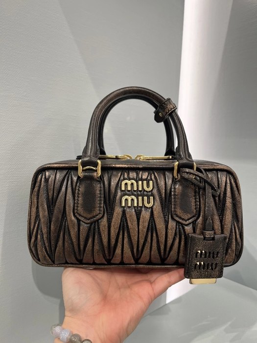 Miu-Miu,Bag，Latest styles,2026，yupoo，Original, quality