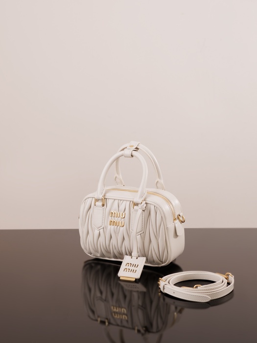 Miu-Miu,Bag，Latest styles,2026，yupoo，Original, quality