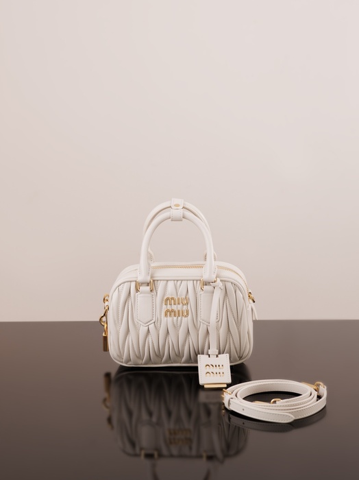Miu-Miu,Bag，Latest styles,2026，yupoo，Original, quality
