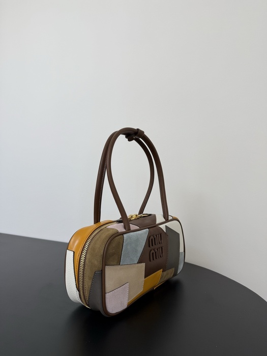 Miu-Miu,Bag，Latest styles,2026，yupoo，Original, quality