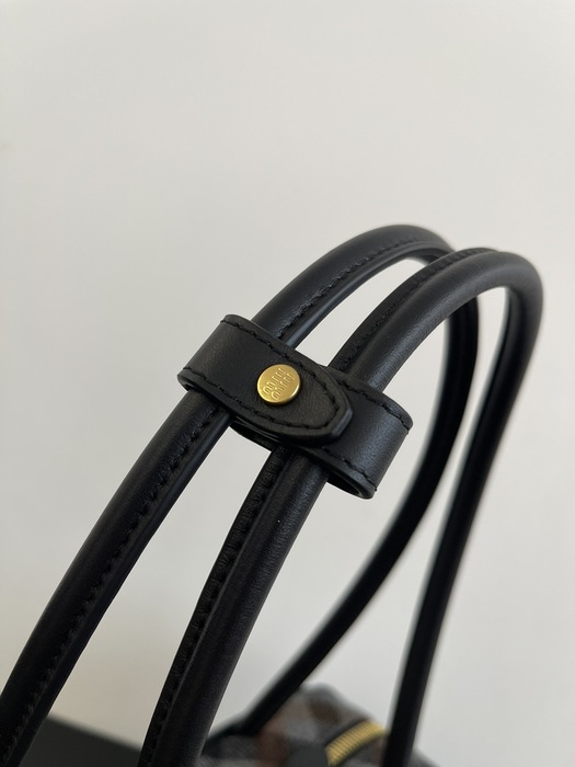 Miu-Miu,Bag，Latest styles,2026，yupoo，Original, quality