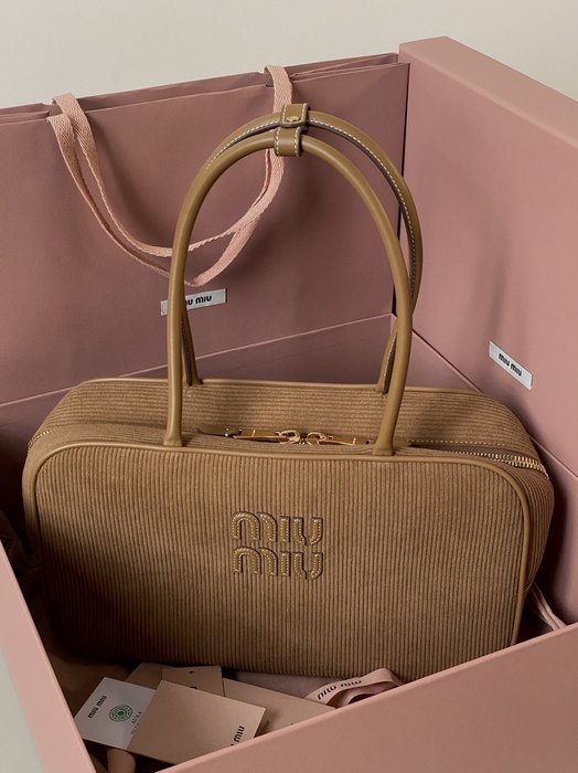 Miu-Miu,Bag，Latest styles,2026，yupoo，Original, quality