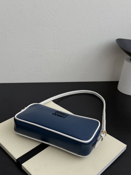 Miu-Miu,Bag，Latest styles,2026，yupoo，Original, quality