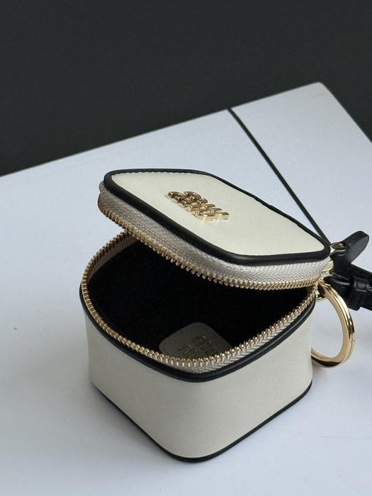 Miu-Miu,Bag，Latest styles,2026，yupoo，Original, quality