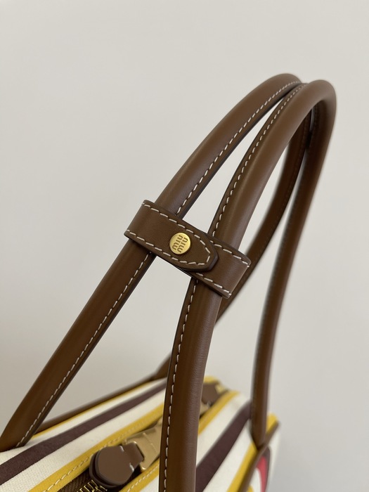 Miu-Miu,Bag，Latest styles,2026，yupoo，Original, quality