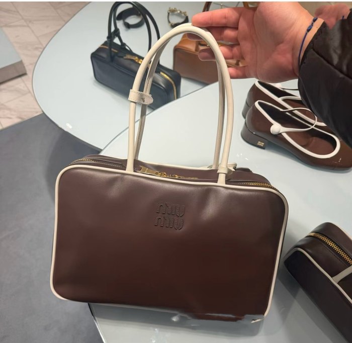 Miu-Miu,Bag，Latest styles,2026，yupoo，Original, quality