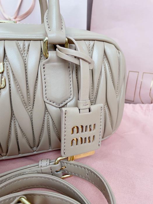 Miu-Miu,Bag，Latest styles,2026，yupoo，Original, quality