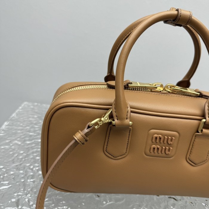 Miu-Miu,Bag，Latest styles,2026，yupoo，Original, quality