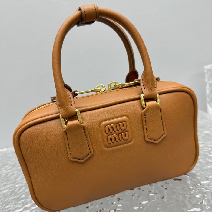Miu-Miu,Bag，Latest styles,2026，yupoo，Original, quality