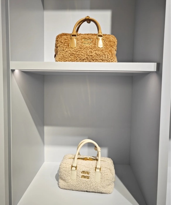 Miu-Miu,Bag，Latest styles,2026，yupoo，Original, quality