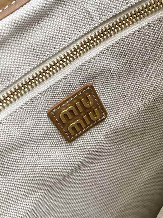 Miu-Miu,Bag，Latest styles,2026，yupoo，Original, quality