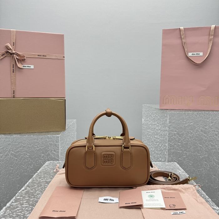 Miu-Miu,Bag，Latest styles,2026，yupoo，Original, quality
