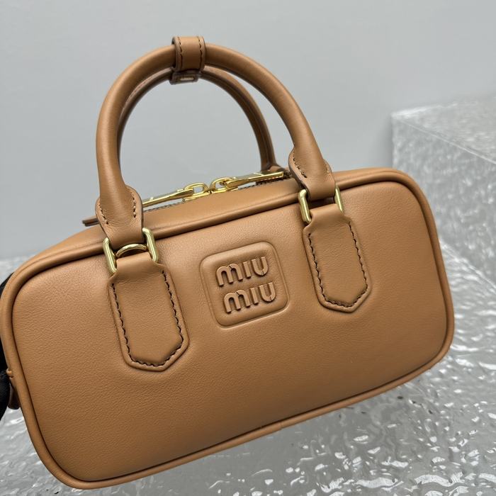 Miu-Miu,Bag，Latest styles,2026，yupoo，Original, quality