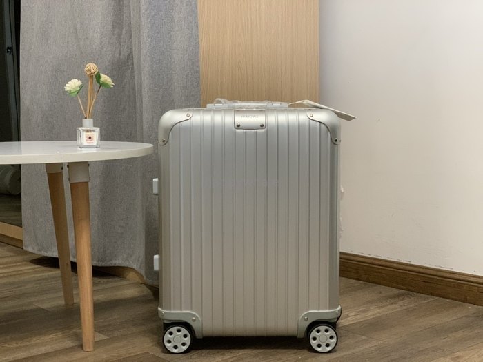 Rimowa_Bag_suitcase_carry-on-luggage_yupoo_Original_quality