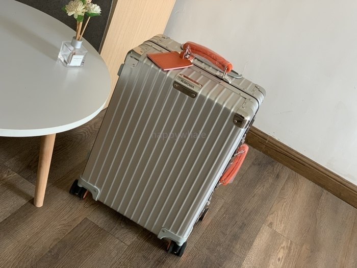 Rimowa_Bag_suitcase_carry-on-luggage_yupoo_Original_quality