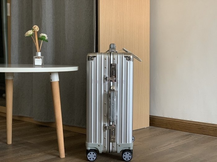 Rimowa_Bag_suitcase_carry-on-luggage_yupoo_Original_quality