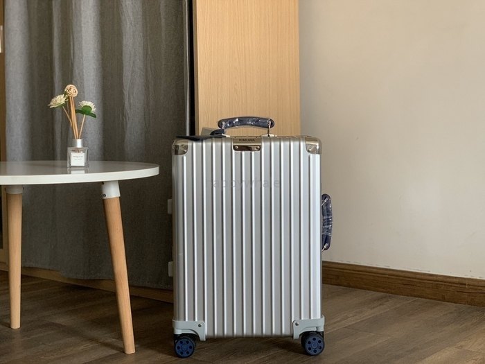 Rimowa_Bag_suitcase_carry-on-luggage_yupoo_Original_quality