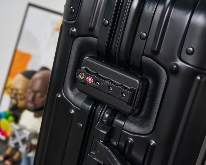 Rimowa_Bag_suitcase_carry-on-luggage_yupoo_Original_quality