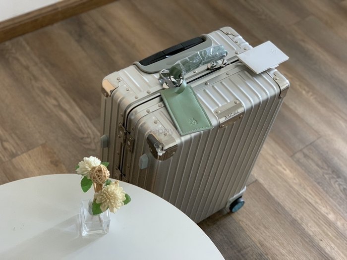 Rimowa_Bag_suitcase_carry-on-luggage_yupoo_Original_quality