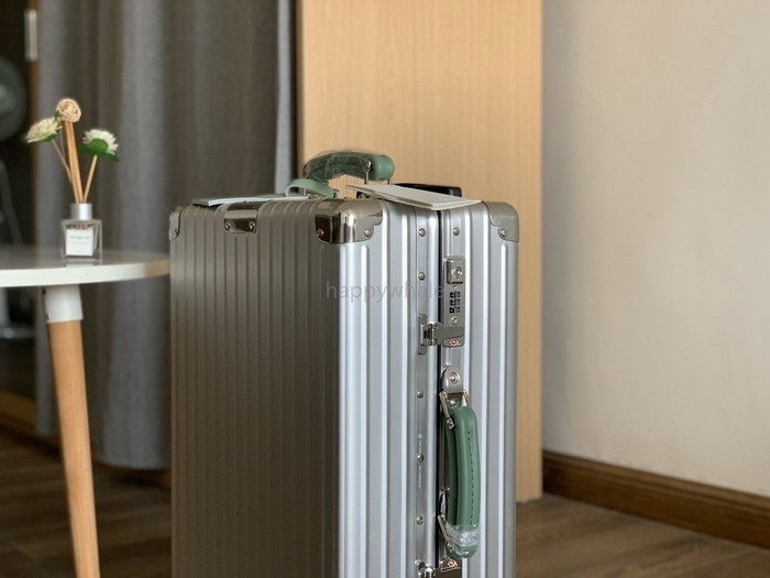Rimowa_Bag_suitcase_carry-on-luggage_yupoo_Original_quality