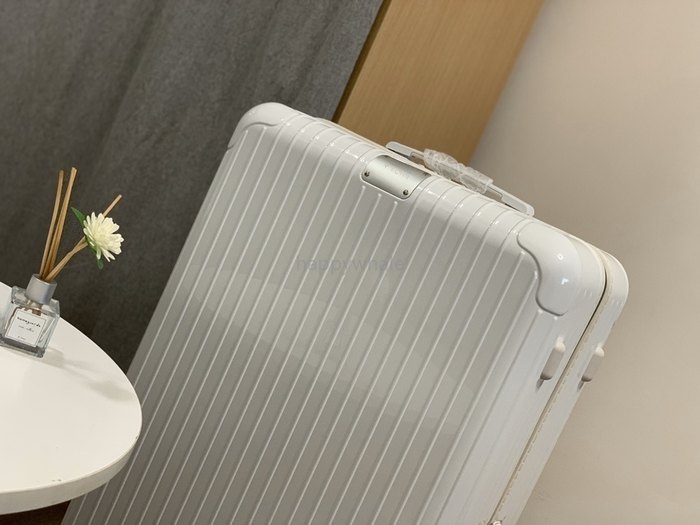 Rimowa_Bag_suitcase_carry-on-luggage_yupoo_Original_quality