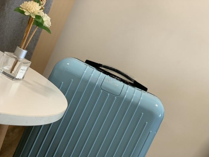 Rimowa_Bag_suitcase_carry-on-luggage_yupoo_Original_quality