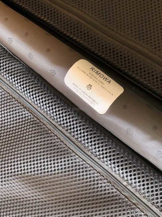 Rimowa_Bag_suitcase_carry-on-luggage_yupoo_Original_quality