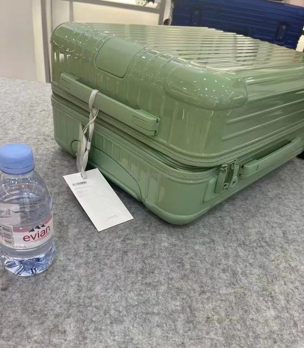 Rimowa_Bag_suitcase_carry-on-luggage_yupoo_Original_quality