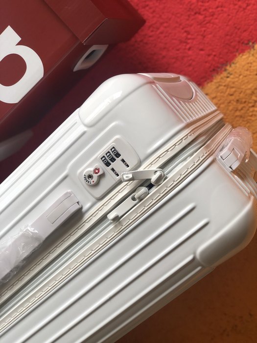 Rimowa_Bag_suitcase_carry-on-luggage_yupoo_Original_quality