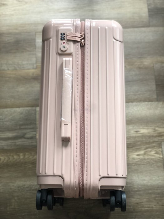 Rimowa_Bag_suitcase_carry-on-luggage_yupoo_Original_quality